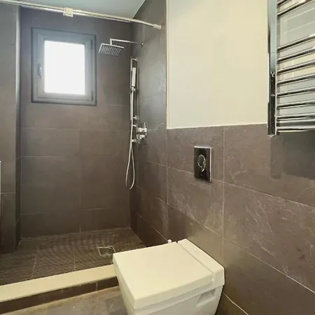 Penthouse With Amazing Terrace, 9p 3bd Apartment Barcelona