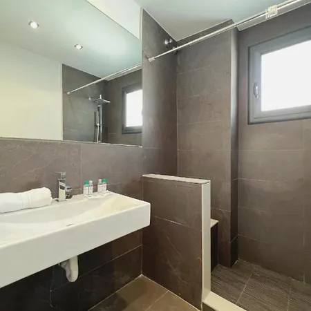 Apartment Penthouse With Amazing Terrace, 9p 3bd