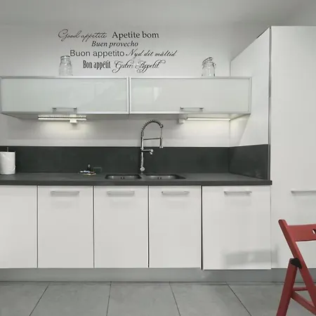 Penthouse With Amazing Terrace, 9p 3bd Barcelona