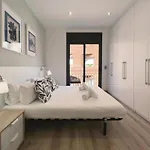 Penthouse With Amazing Terrace, 9p 3bd *